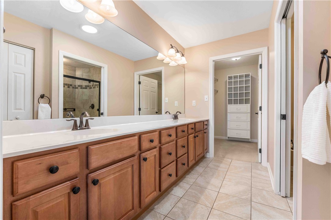 2041 Twickerham Lane