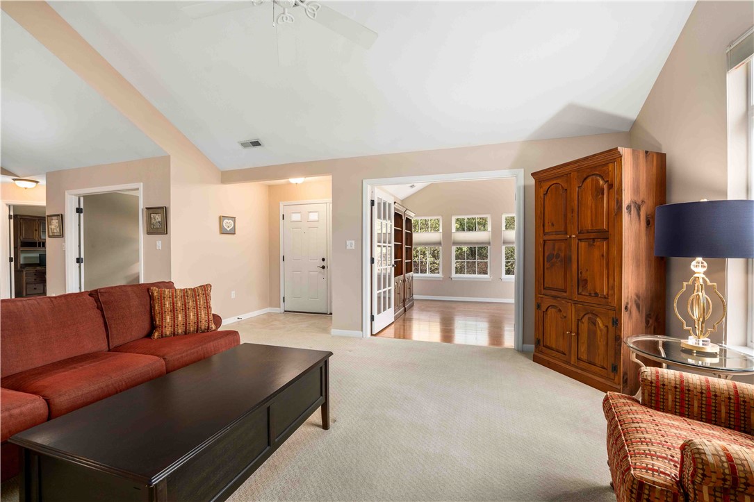 2041 Twickerham Lane