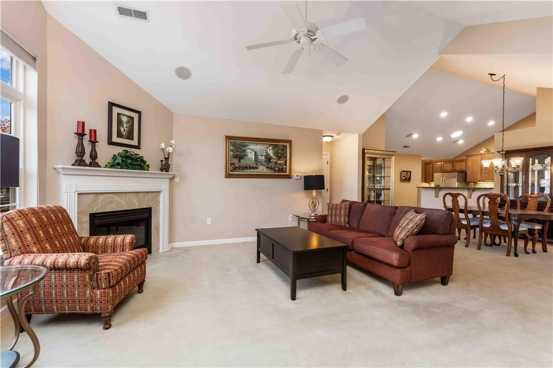 2041 Twickerham Lane