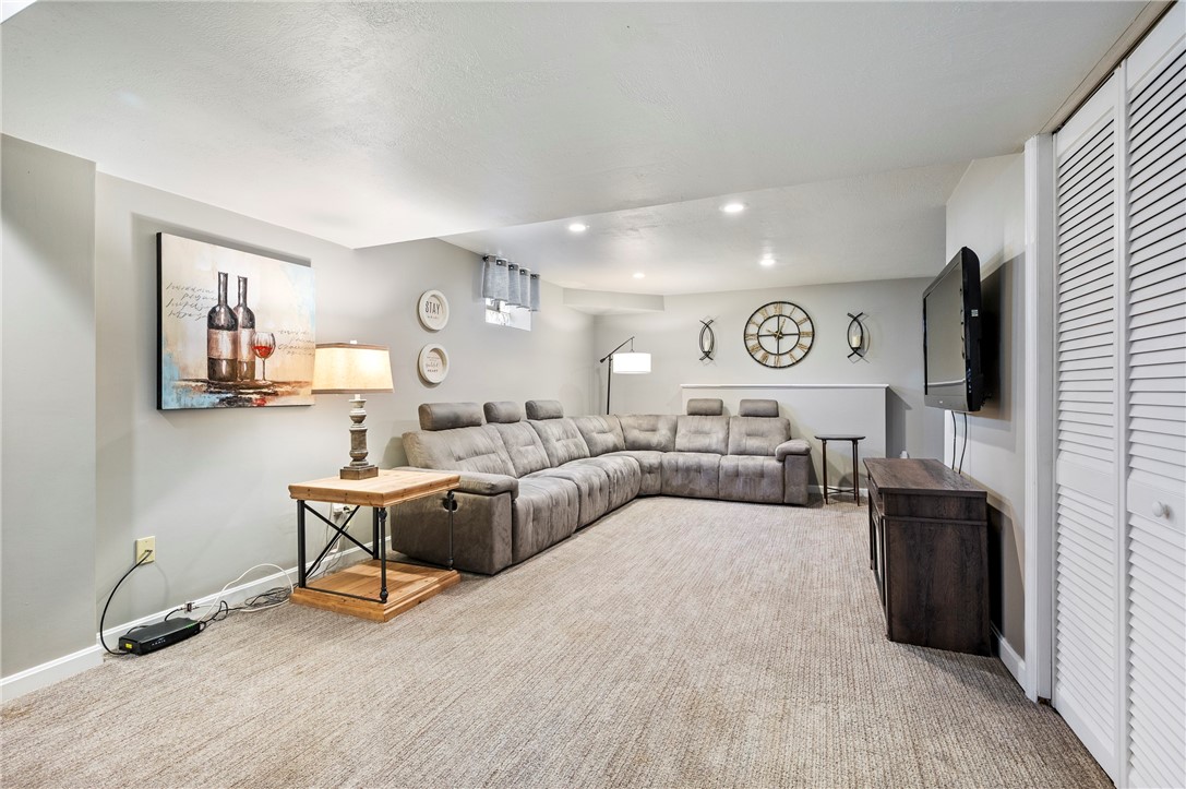 359 Ritter Rd