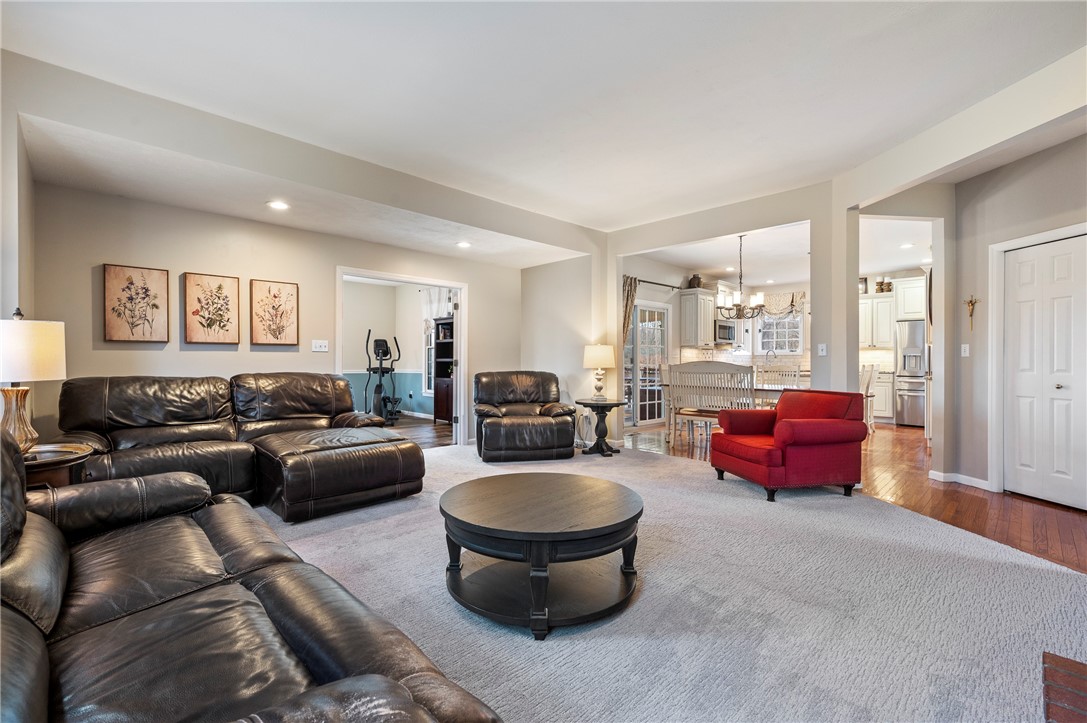 359 Ritter Rd
