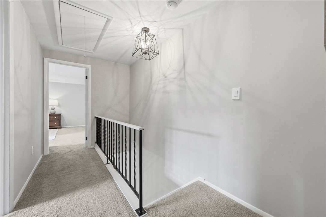 907 Camelot Drive