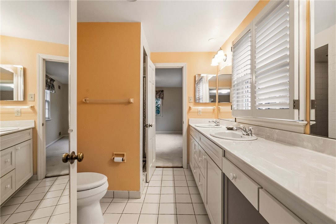 130 Laurelwood Dr