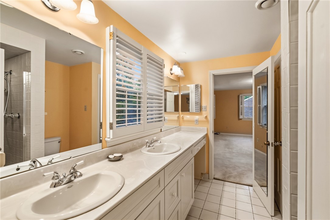 130 Laurelwood Dr