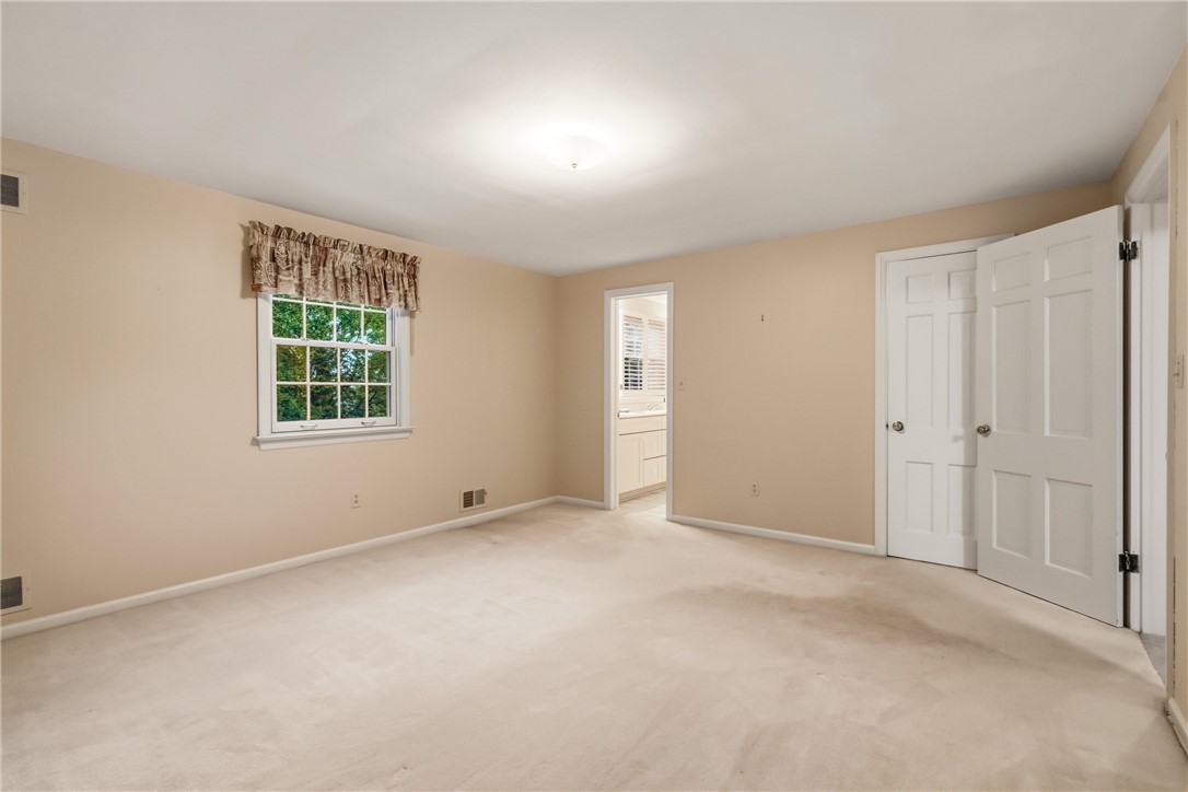 130 Laurelwood Dr