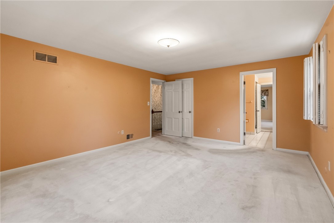 130 Laurelwood Dr