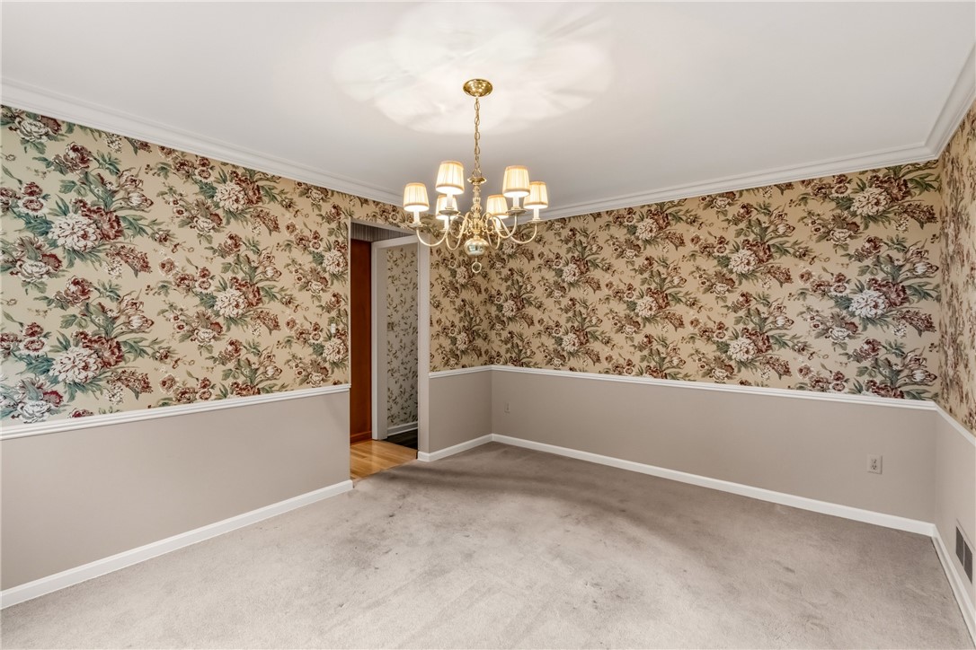 130 Laurelwood Dr
