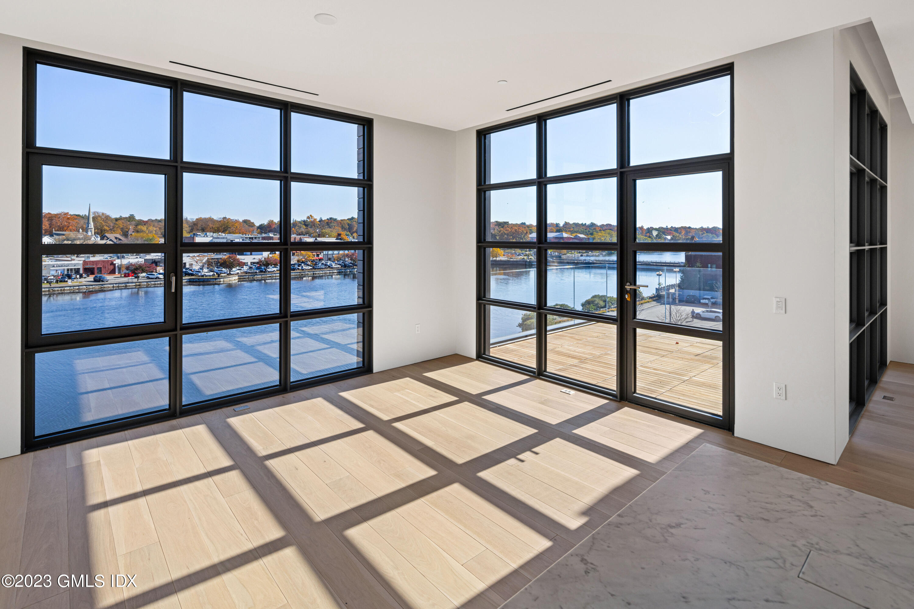 60 Wilton Road Unit: Penthouse 4A