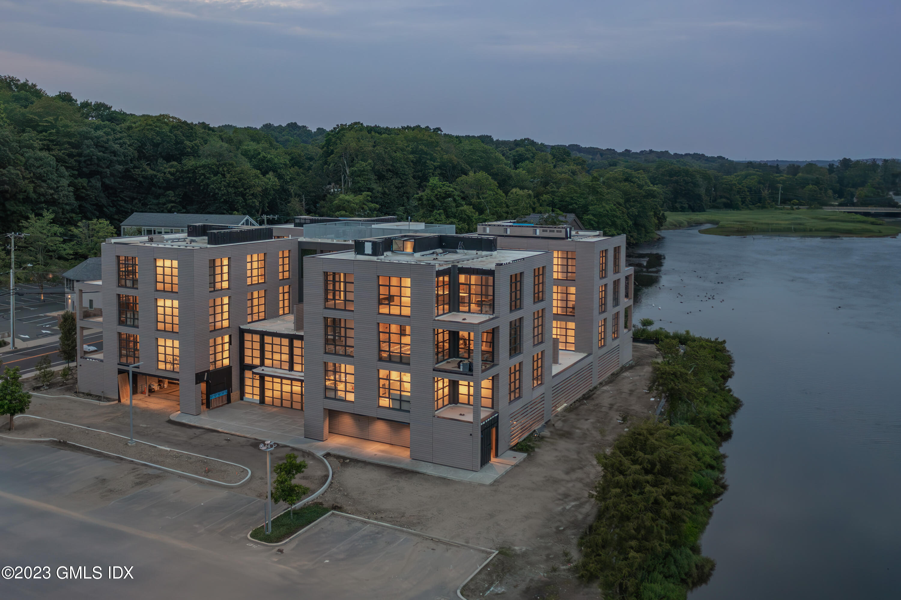 60 Wilton Road Unit: 3A