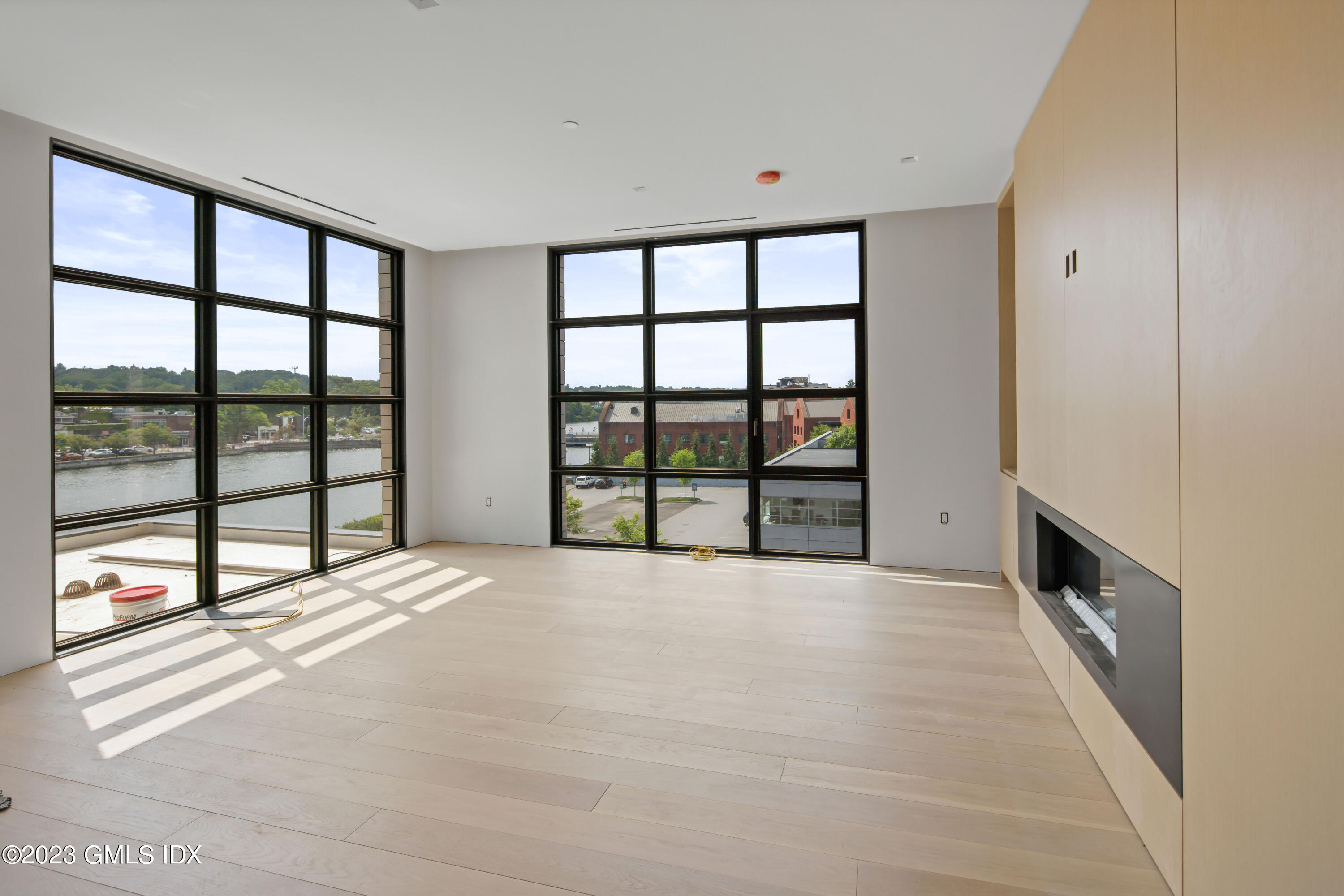 60 Wilton Road Unit: 3A