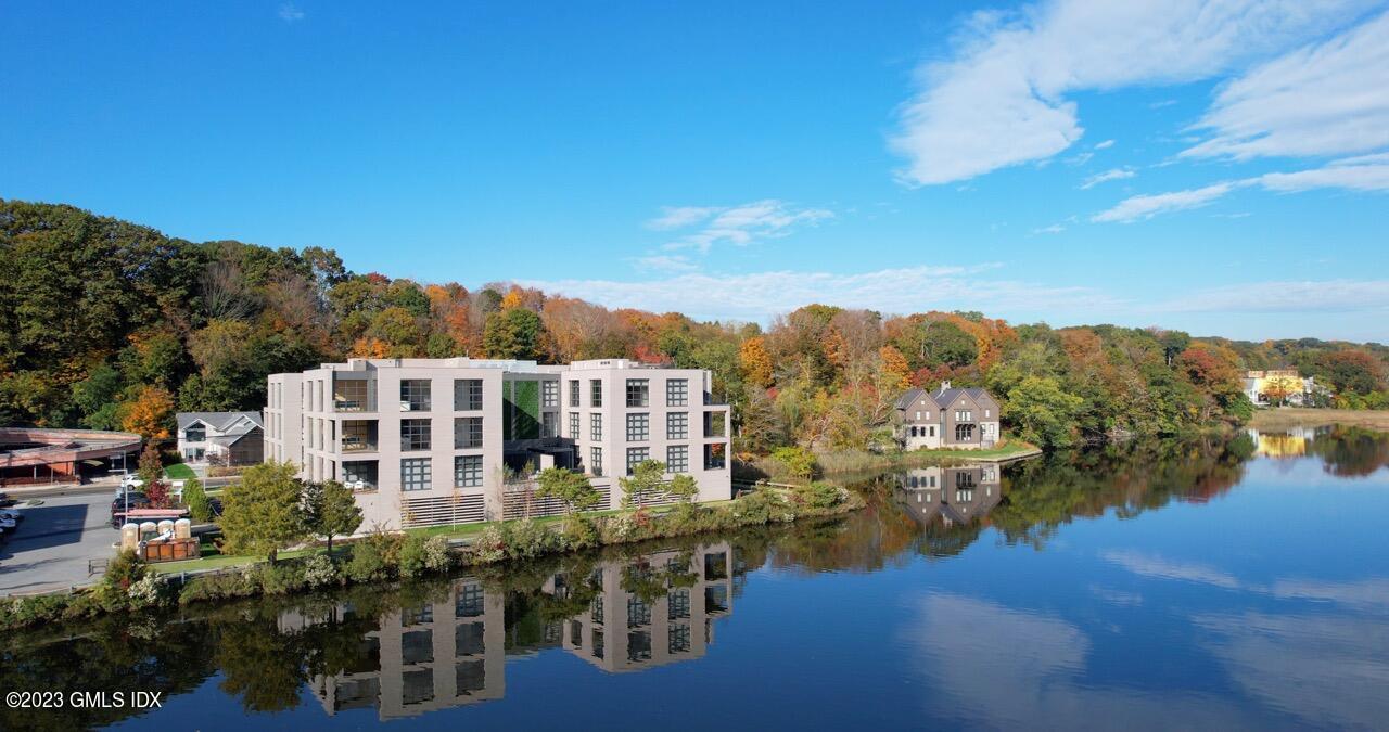 60 Wilton Road Unit: 2B