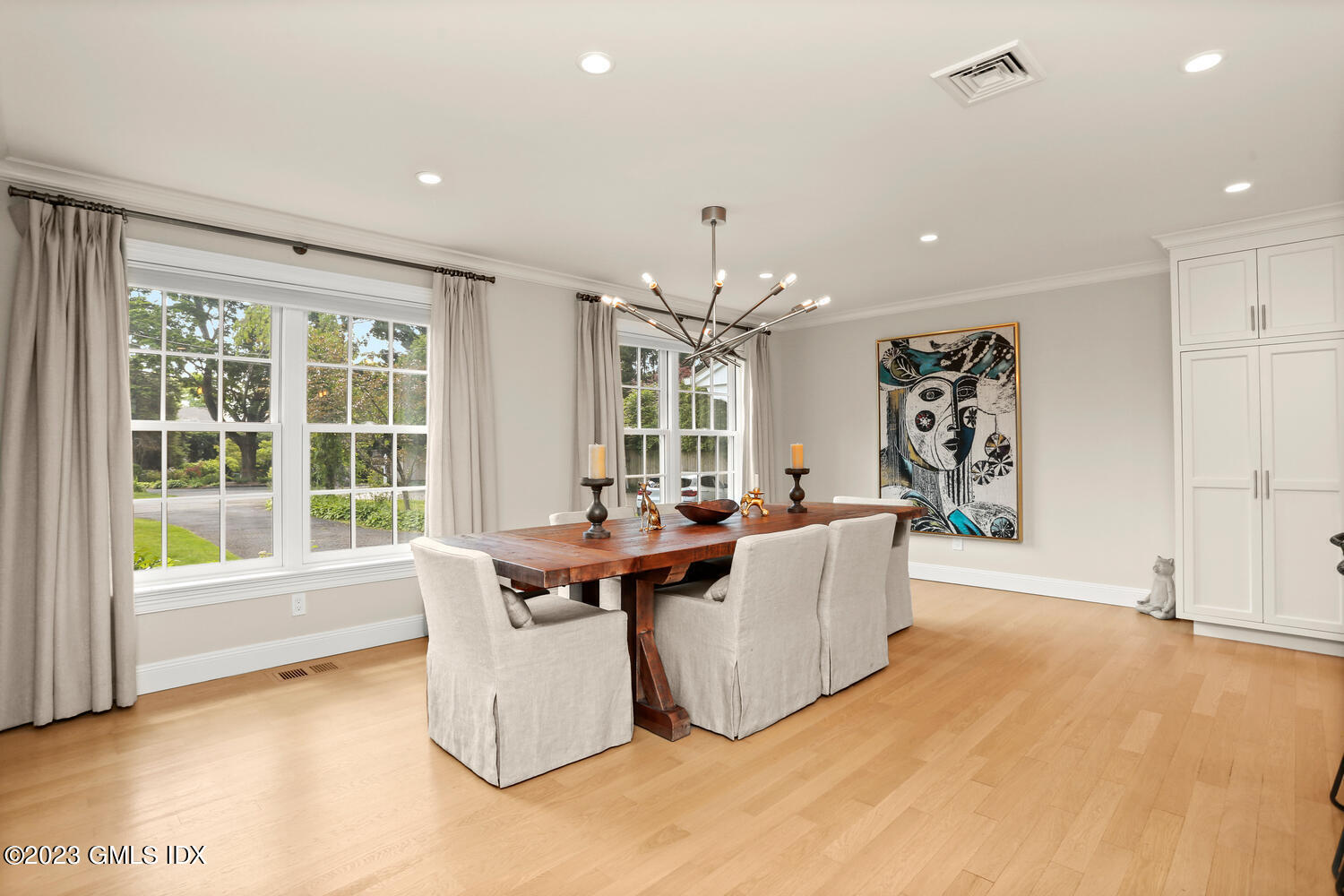 18 Candlelight Place