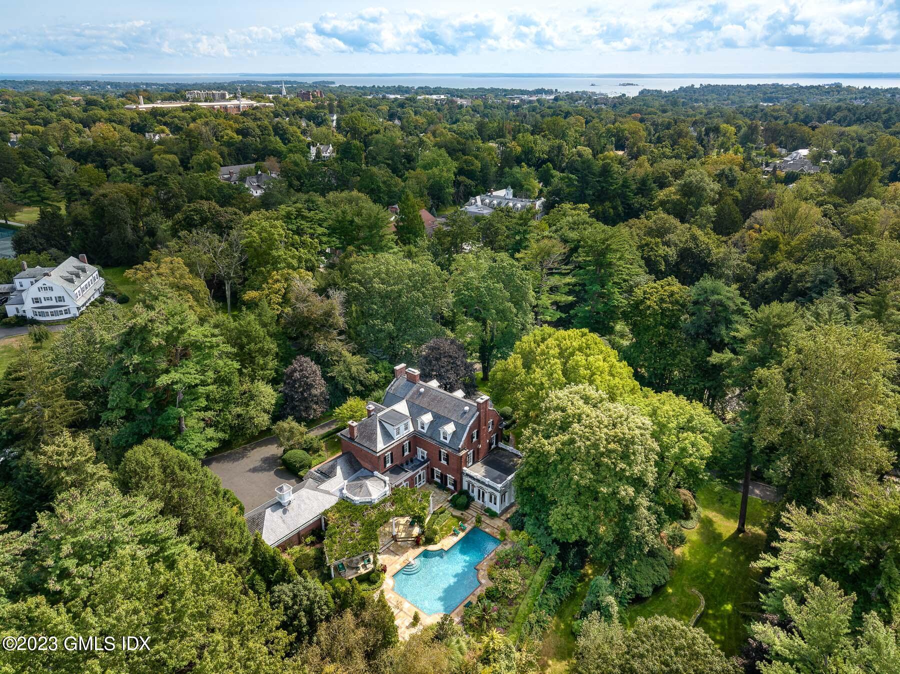 25 Zaccheus Mead Lane