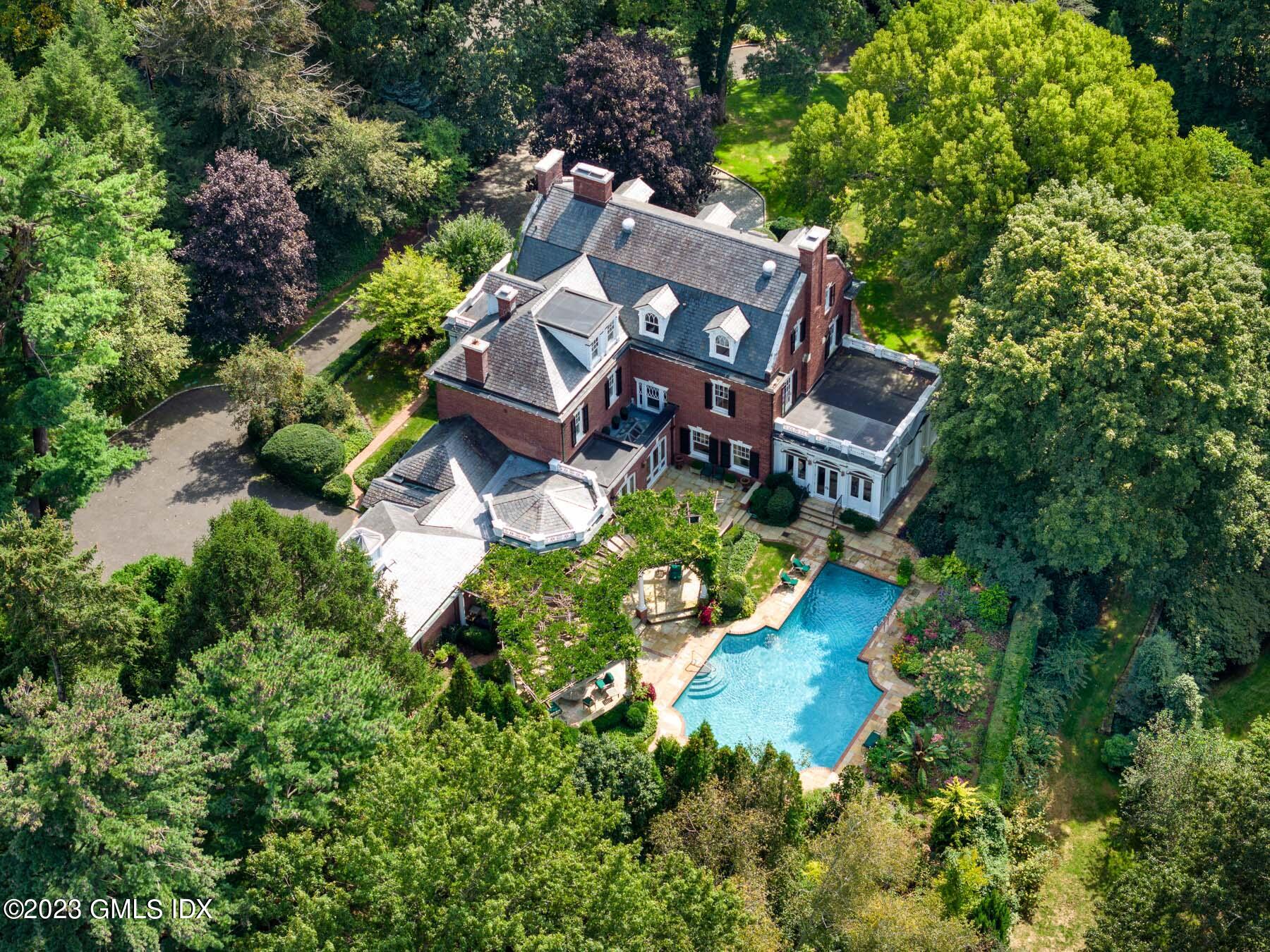 25 Zaccheus Mead Lane