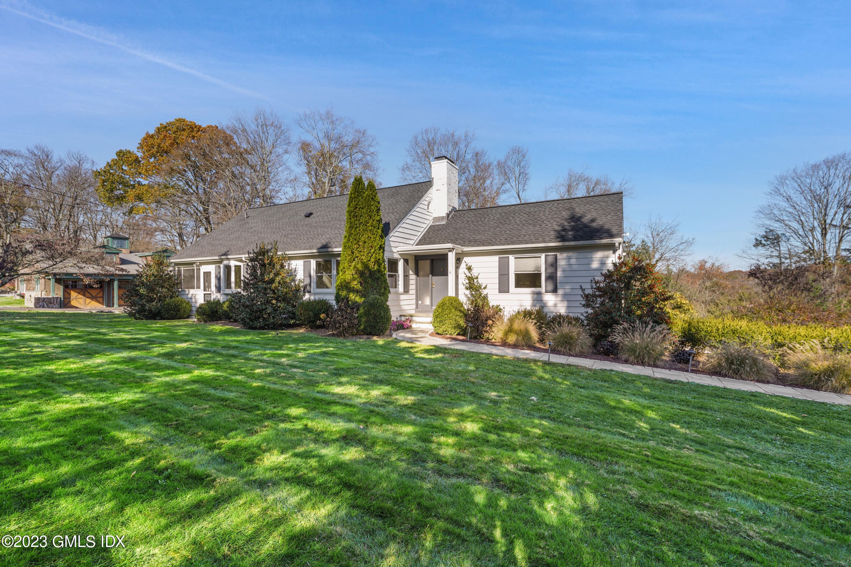 2279 HIGH RIDGE Road