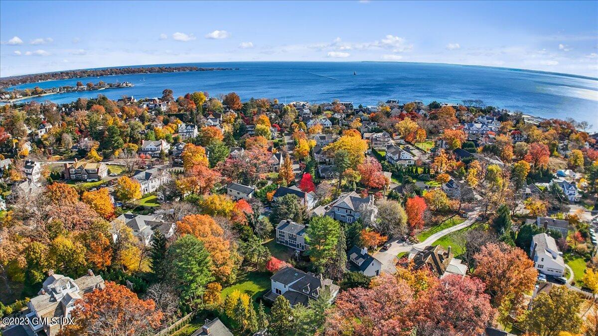 406 SOUND BEACH Avenue