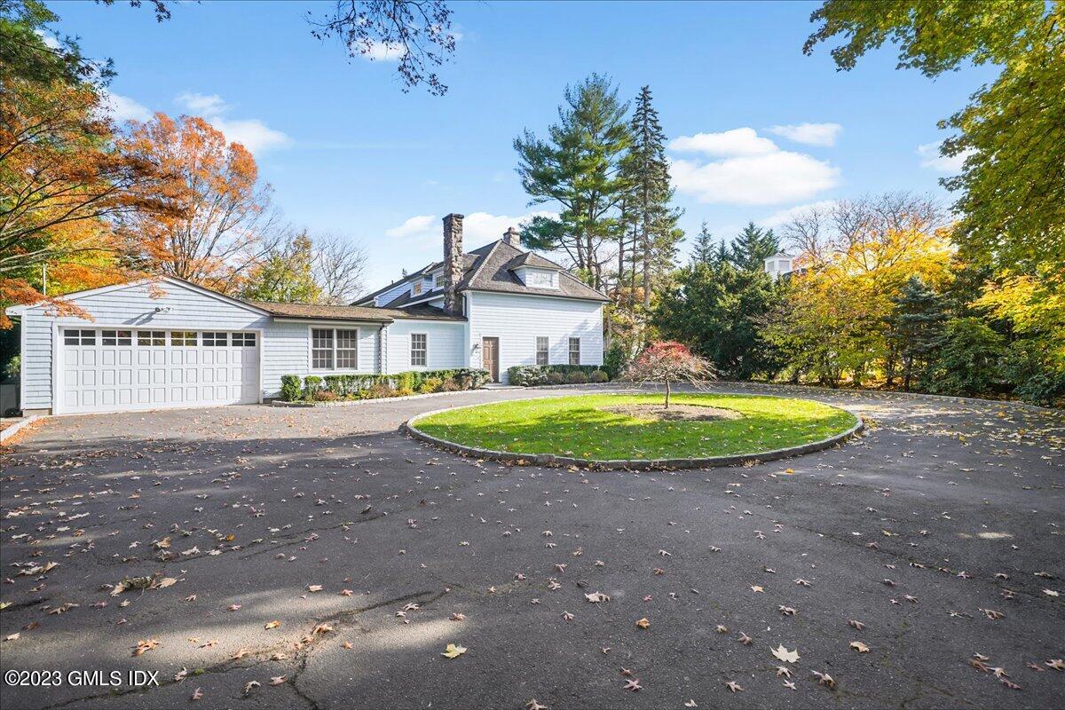 406 SOUND BEACH Avenue