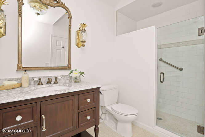 306 W Lyon Farm Drive