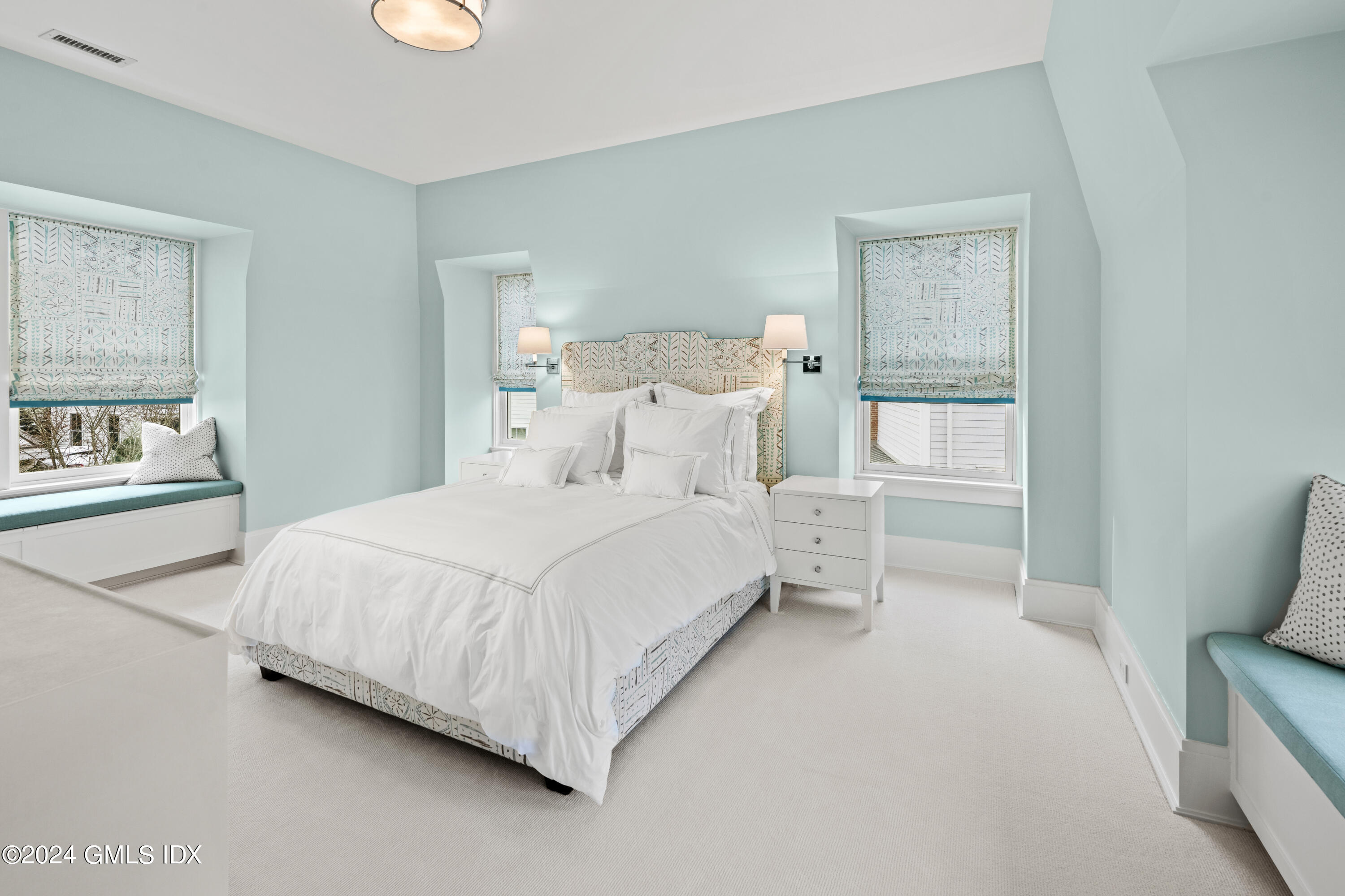 2 Oneida Drive Unit: F