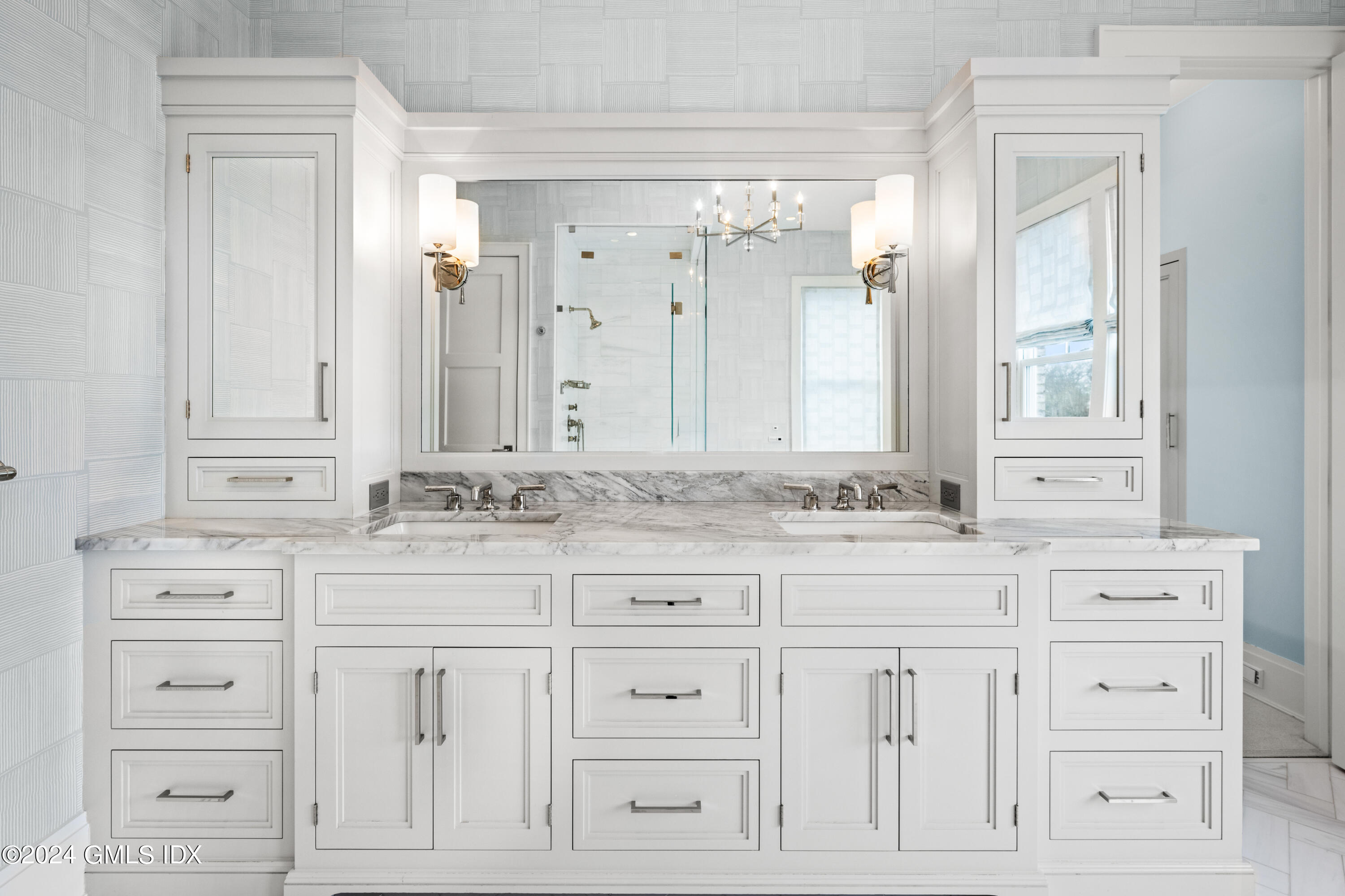 2 Oneida Drive Unit: F