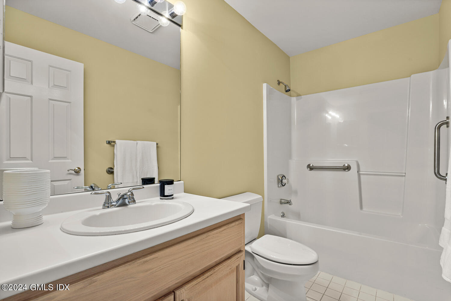 351 Pemberwick Road Unit: 915