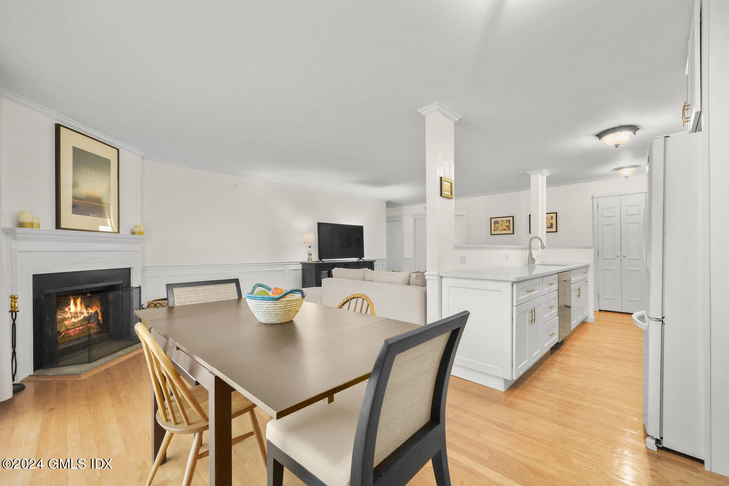 76 MAPLE TREE Avenue Unit: 3