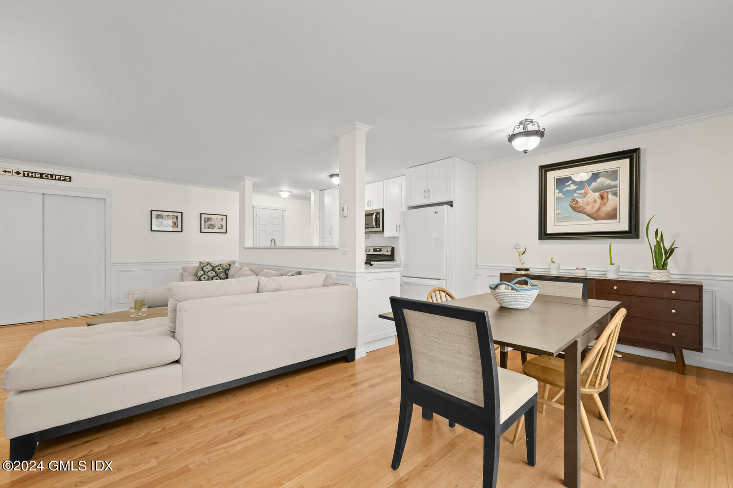 76 MAPLE TREE Avenue Unit: 3