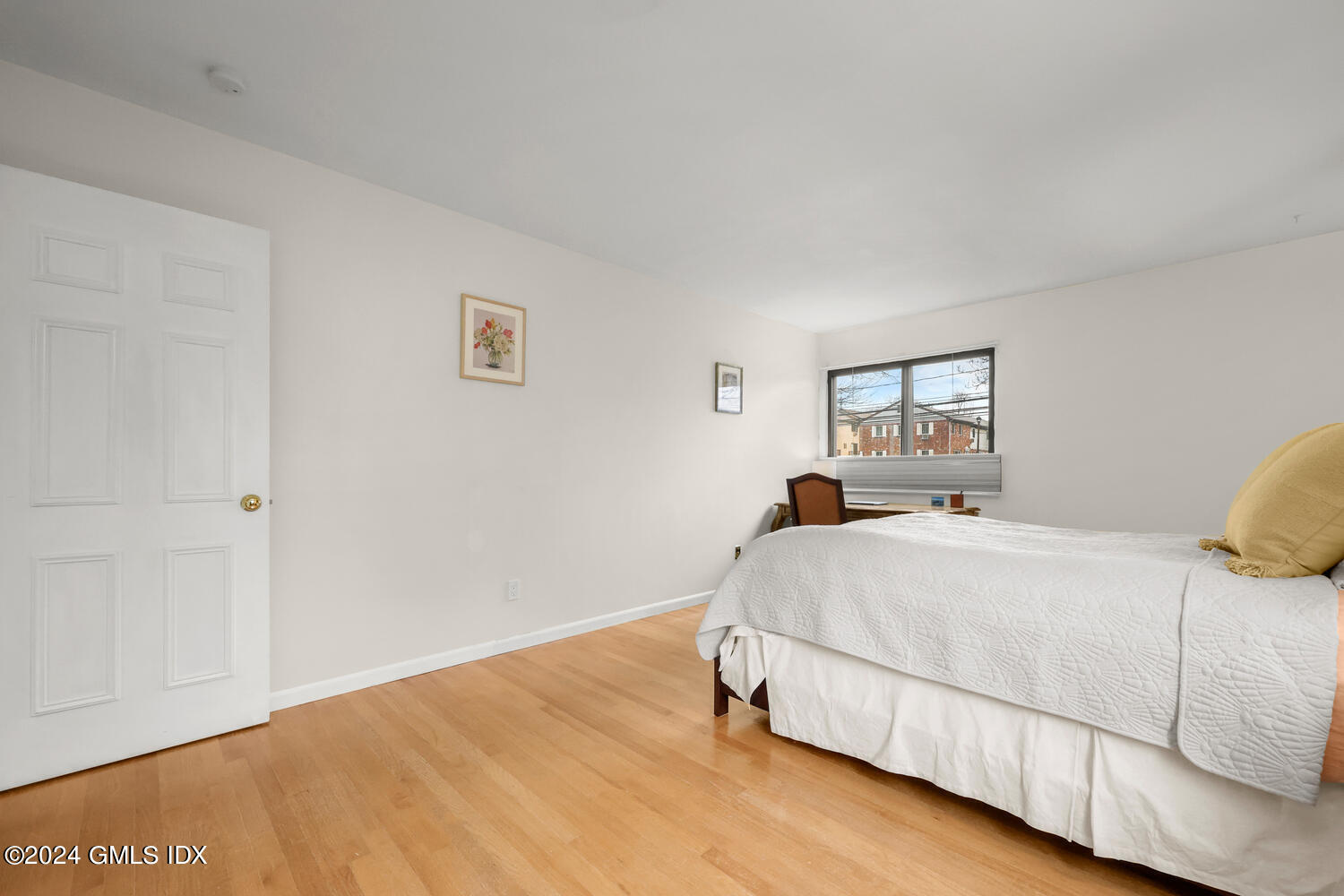 76 MAPLE TREE Avenue Unit: 3