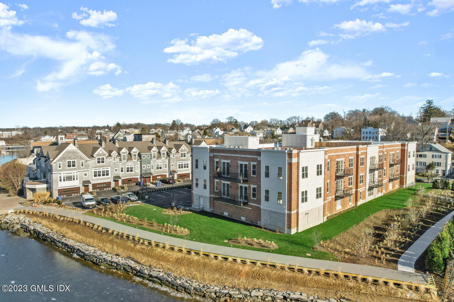 88 S Water Street Unit: 101