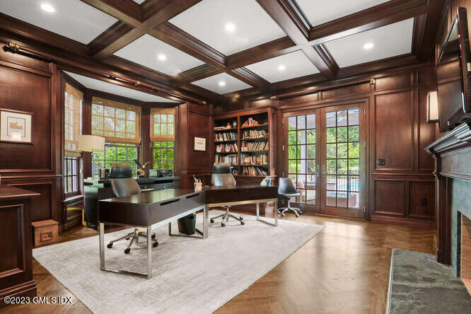 33 Boulder Brook Road