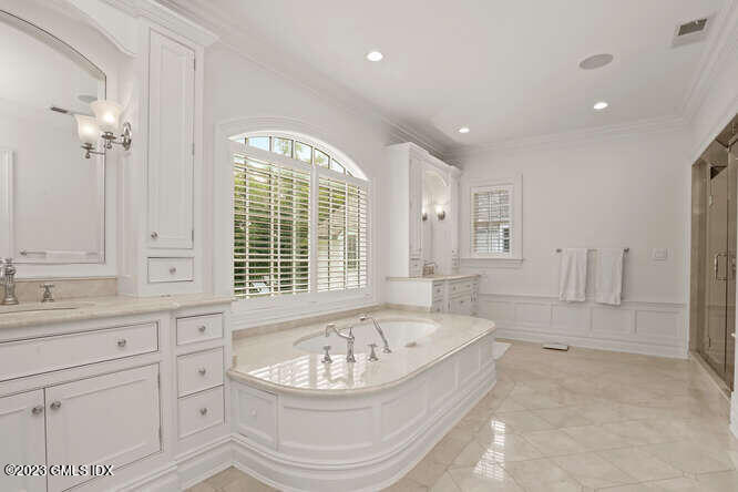 33 Boulder Brook Road