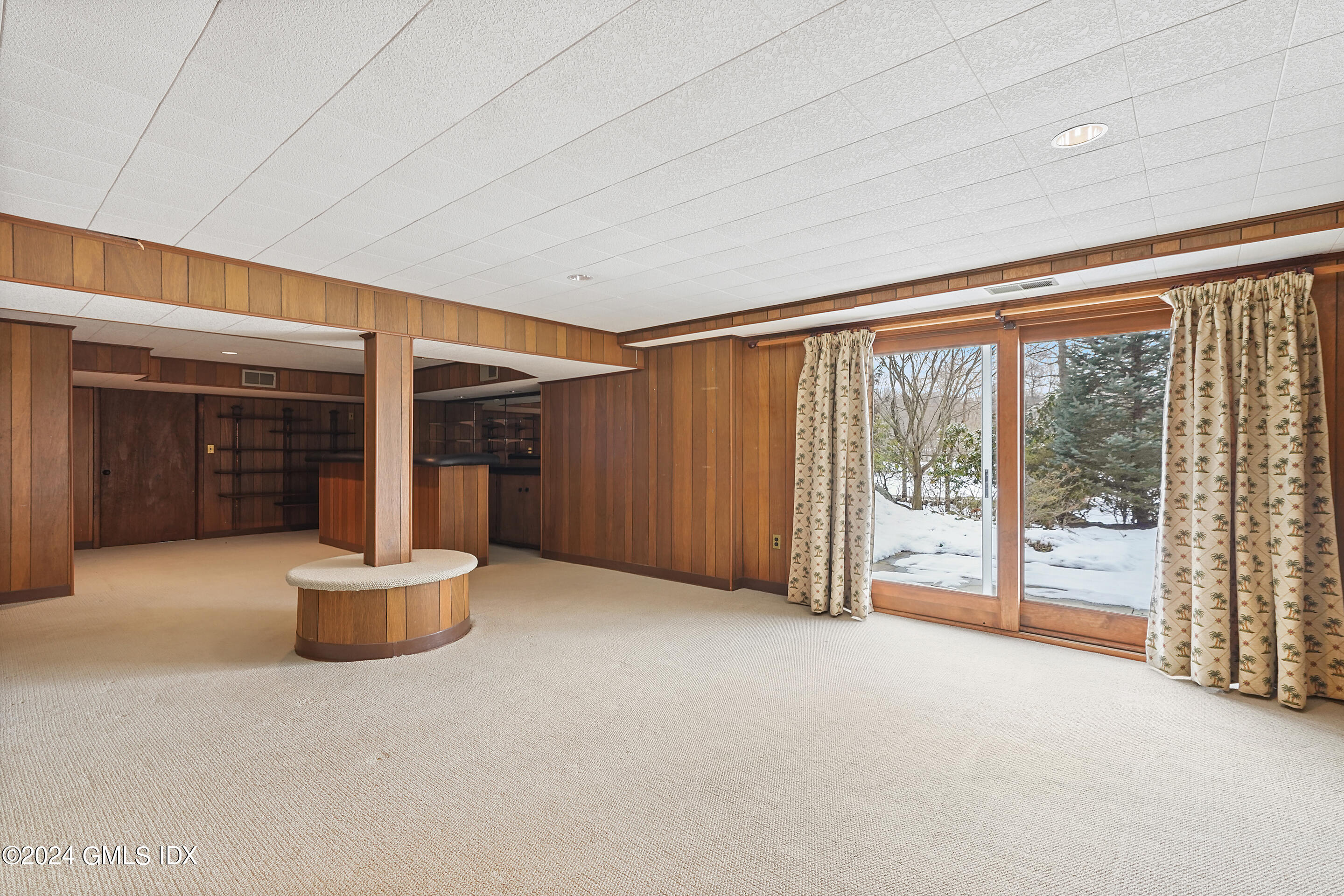 67 Londonderry Drive