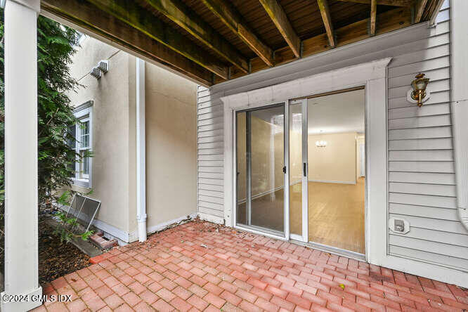 51 Forest Avenue, 147