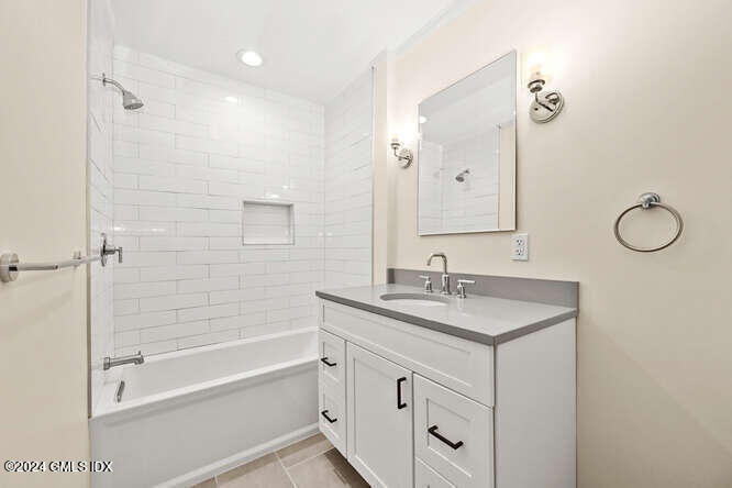 51 Forest Avenue, 147