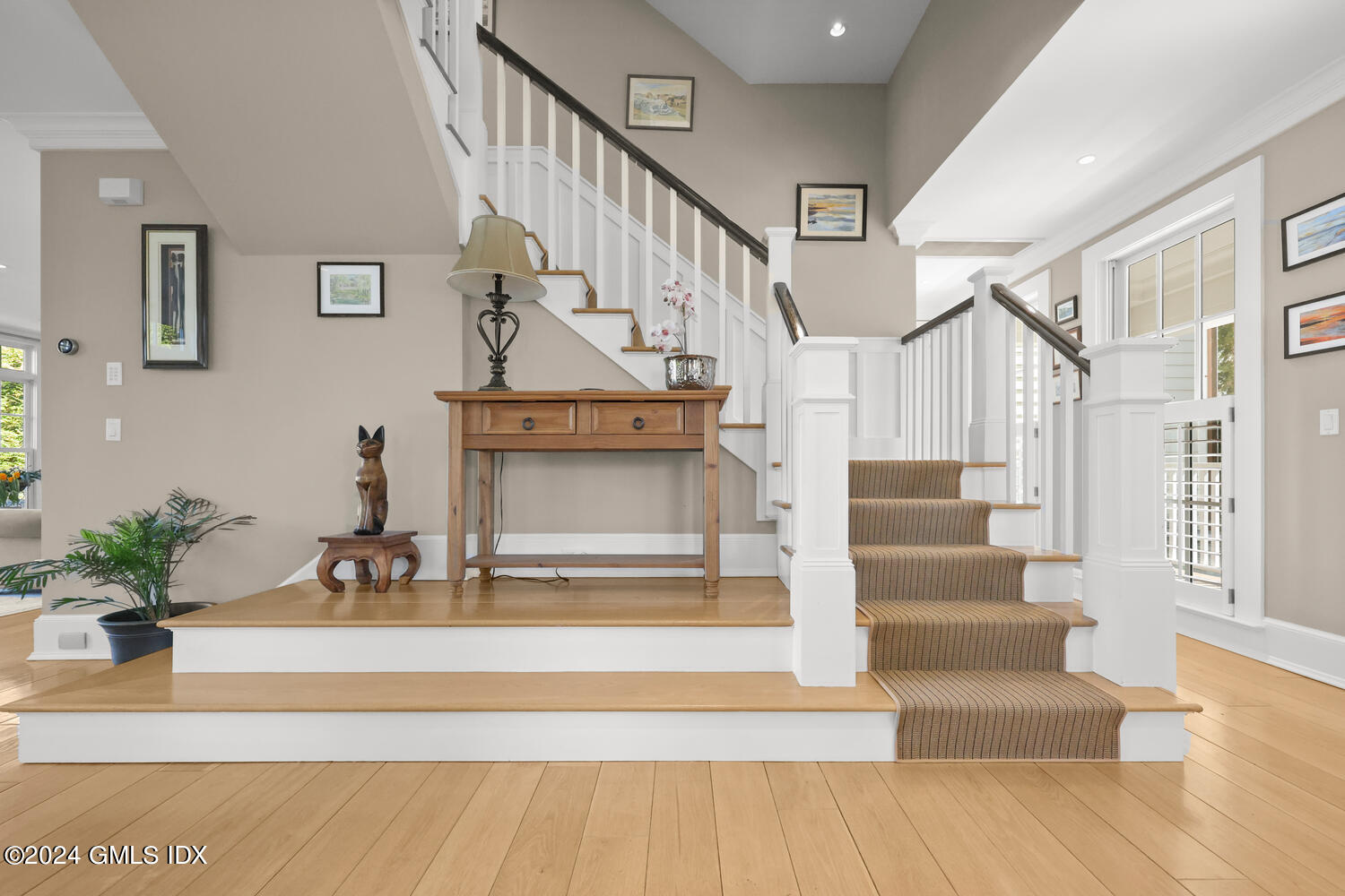 15 FLYING CLOUD Road