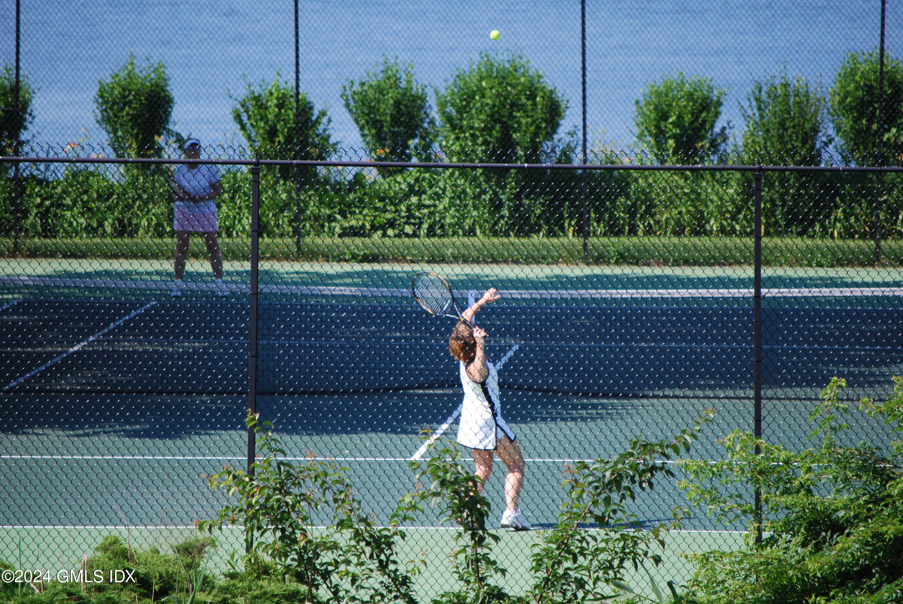 15 FLYING CLOUD Road