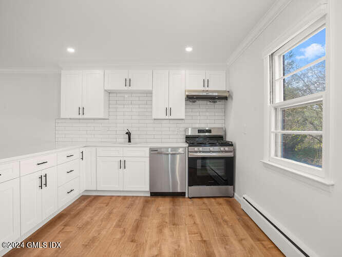 22 Willowbrook Court, 22