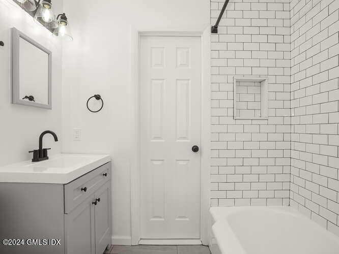 22 Willowbrook Court, 22