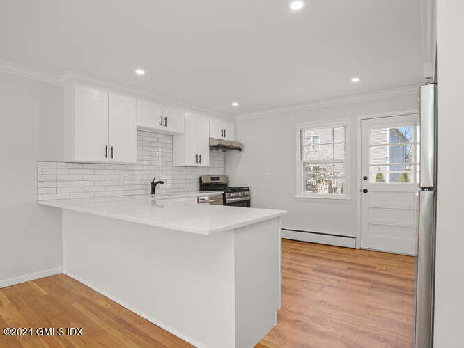 22 Willowbrook Court, 22