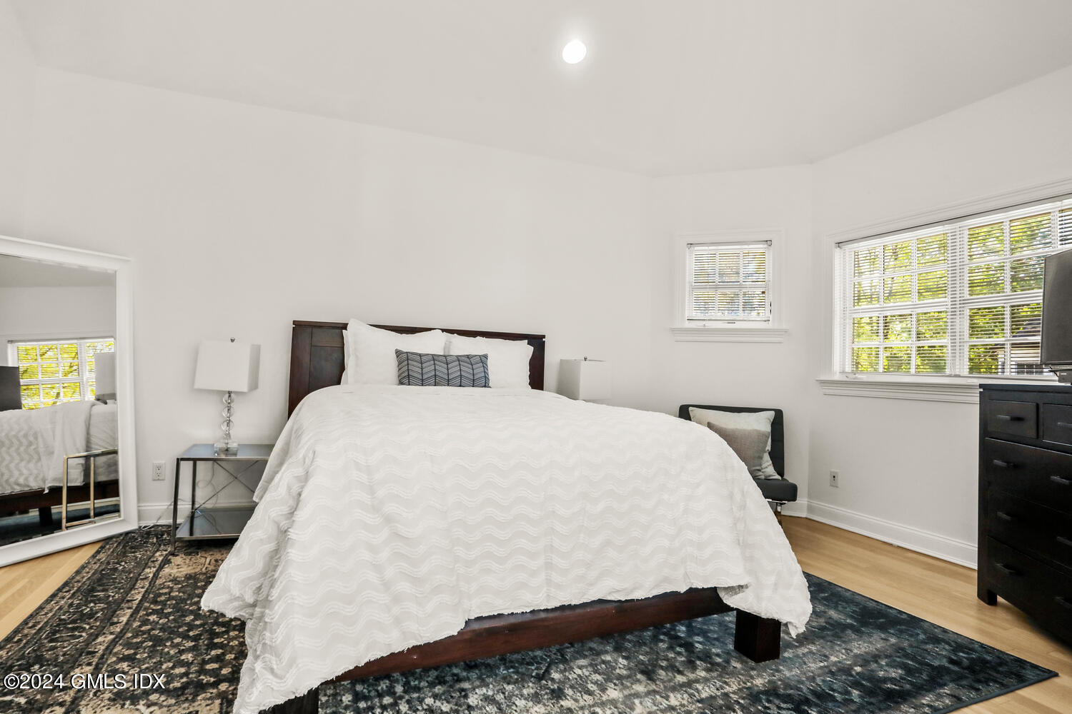 147 Holly Hill Lane, 8