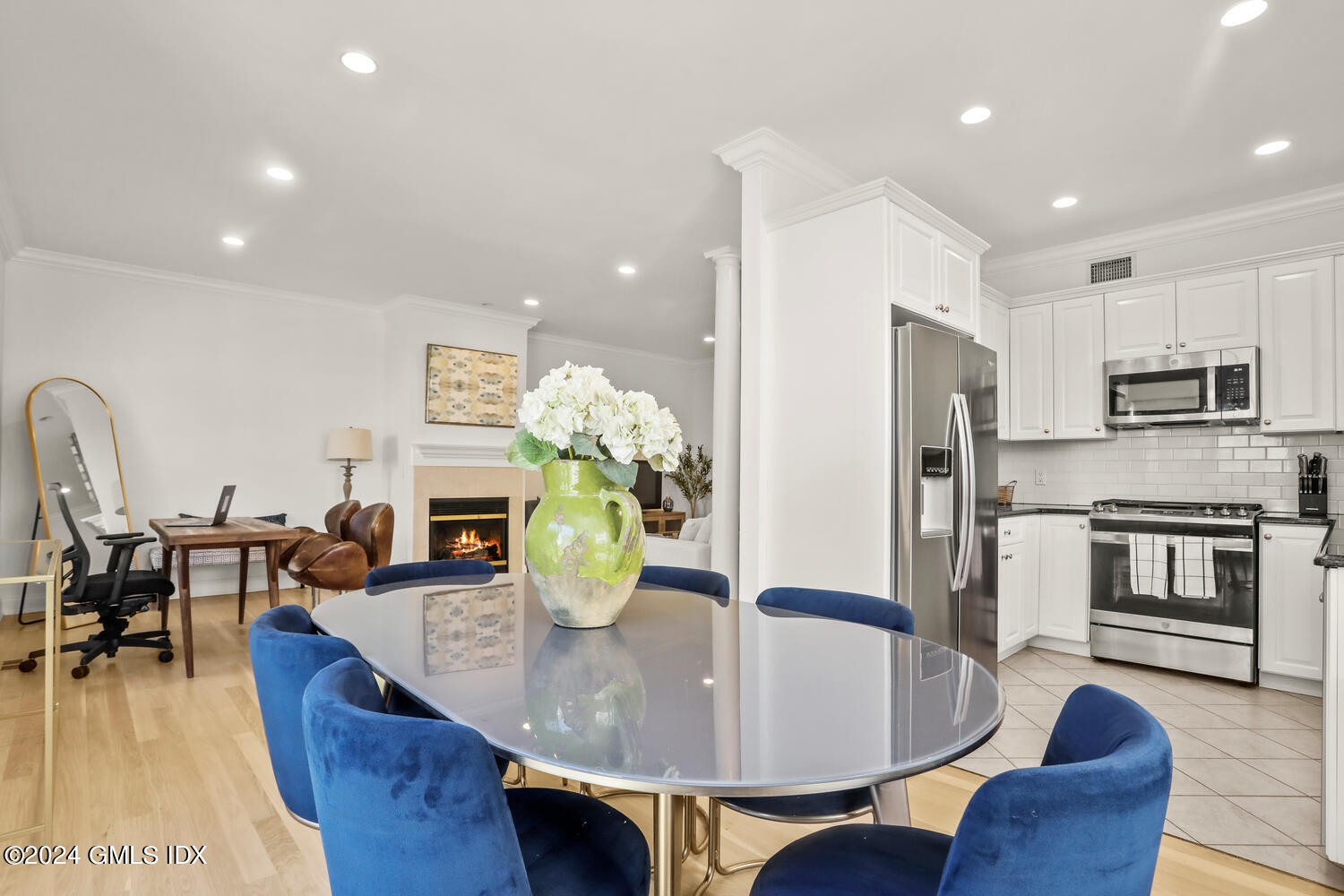 147 Holly Hill Lane, 8