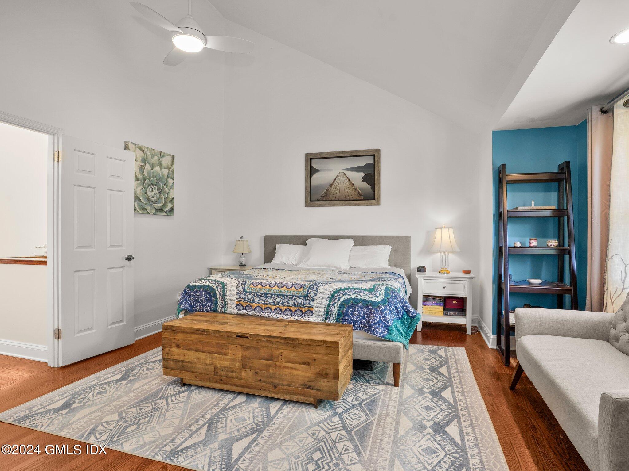 351 Pemberwick Road, 102