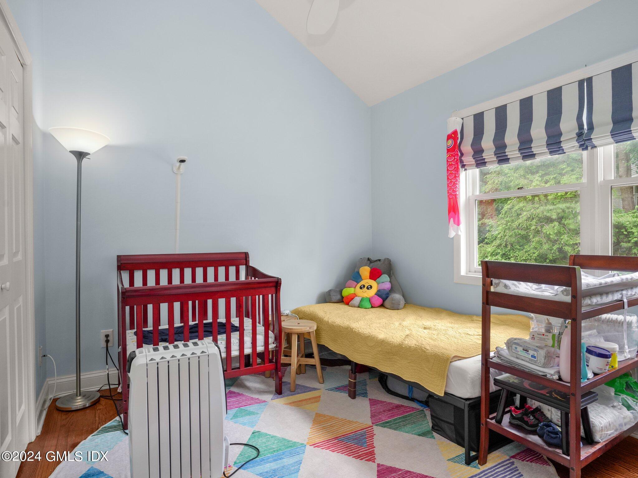 351 Pemberwick Road, 102