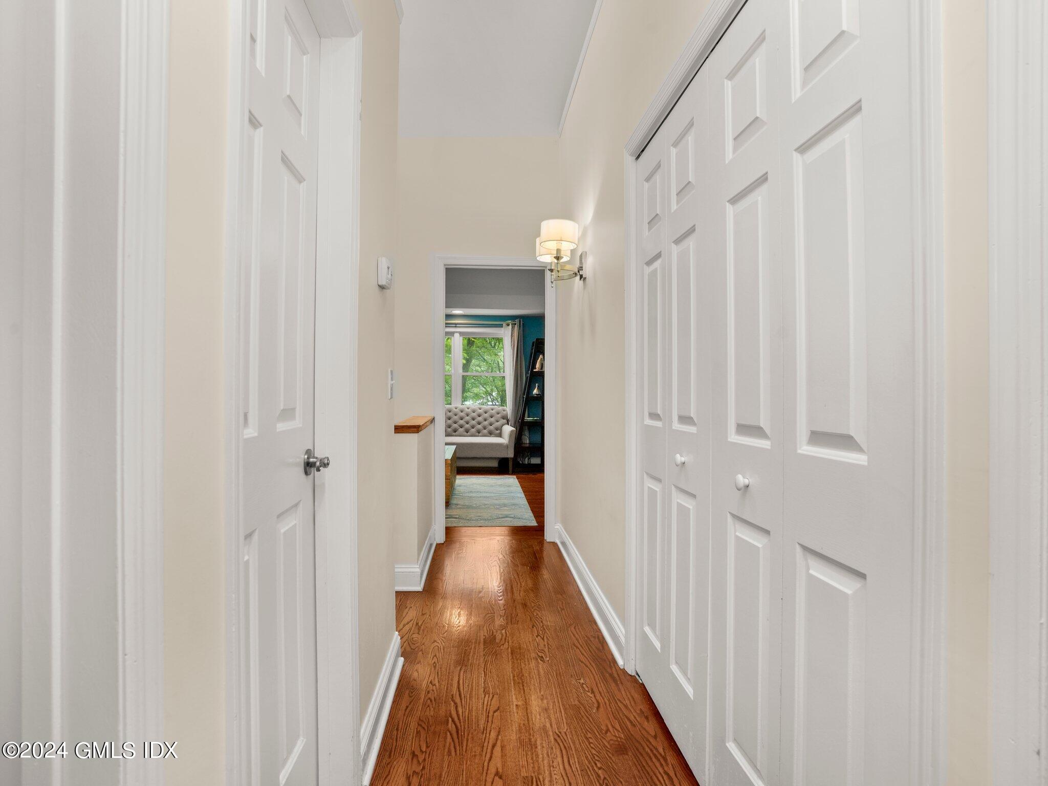 351 Pemberwick Road, 102