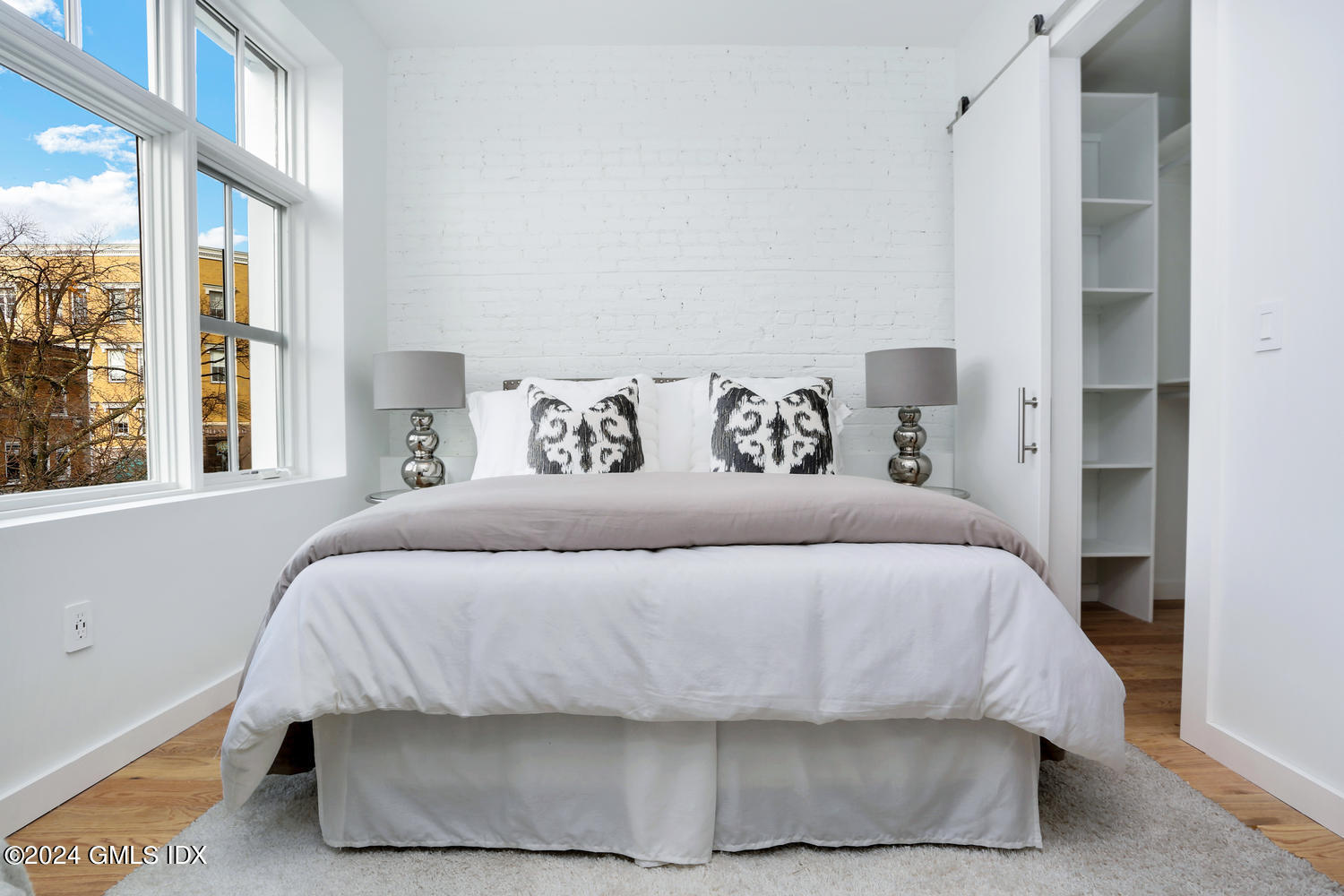 171 Greenwich Avenue Unit: 2B