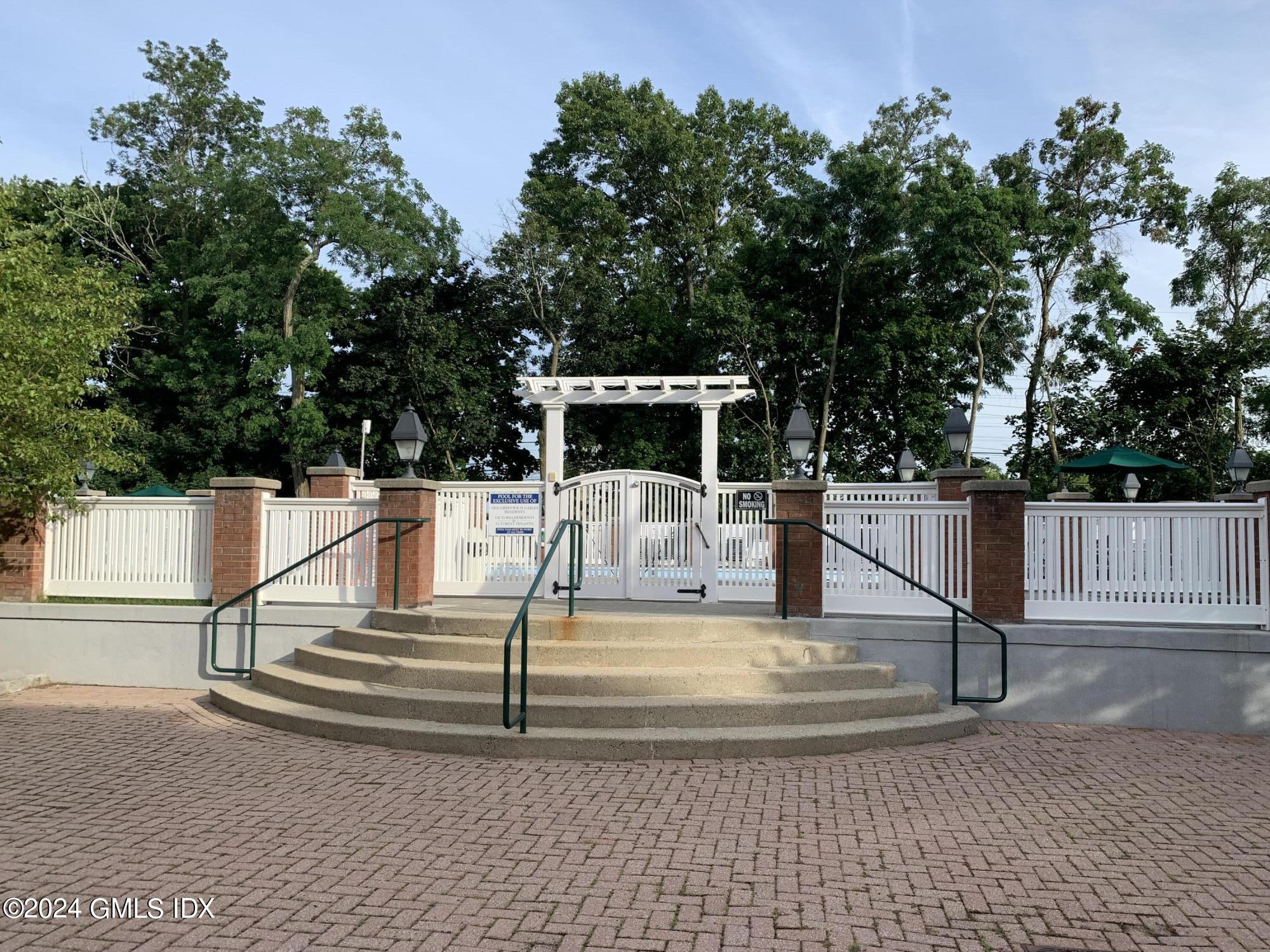 51 Forest Avenue, 56