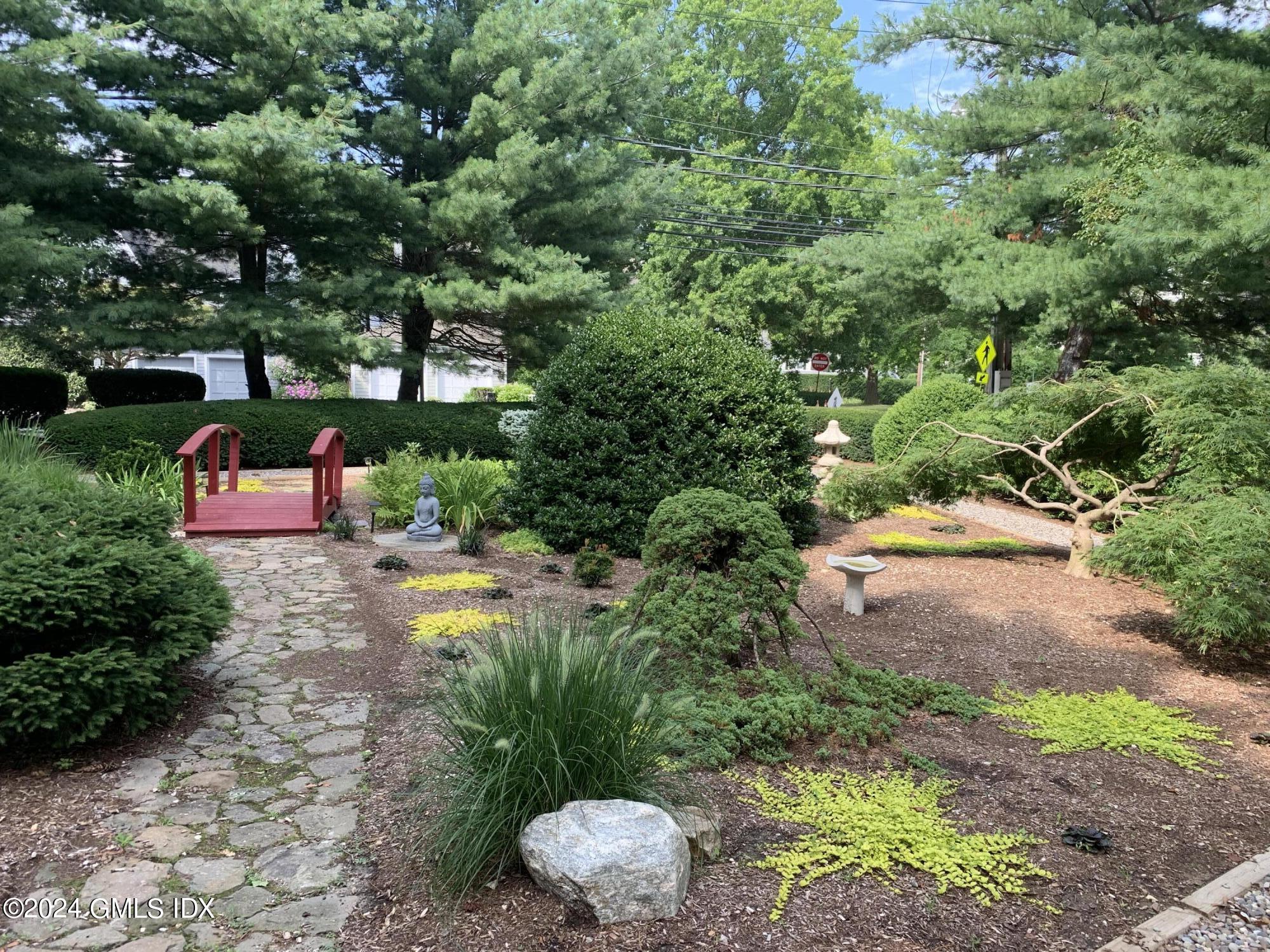 51 Forest Avenue, 56