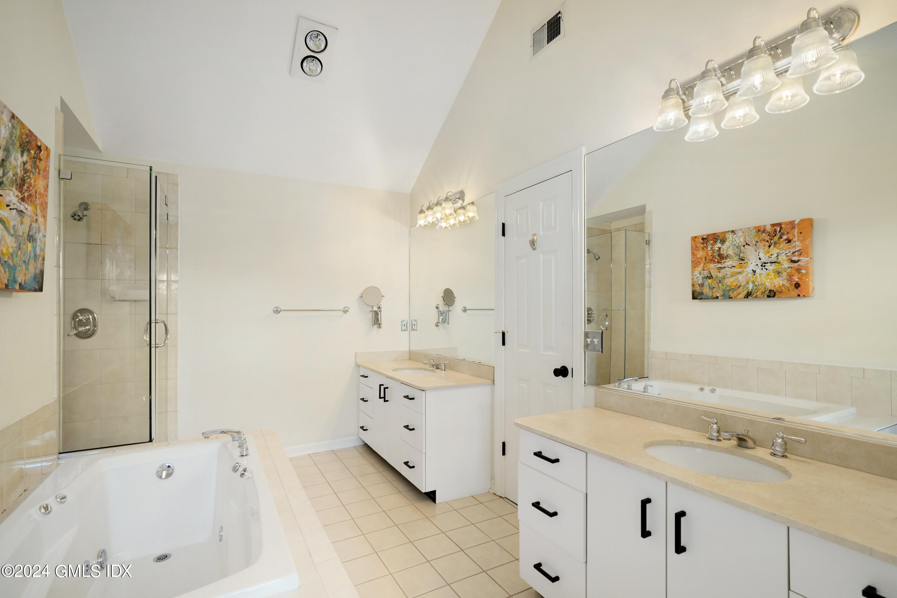 48 Spring Street, 11