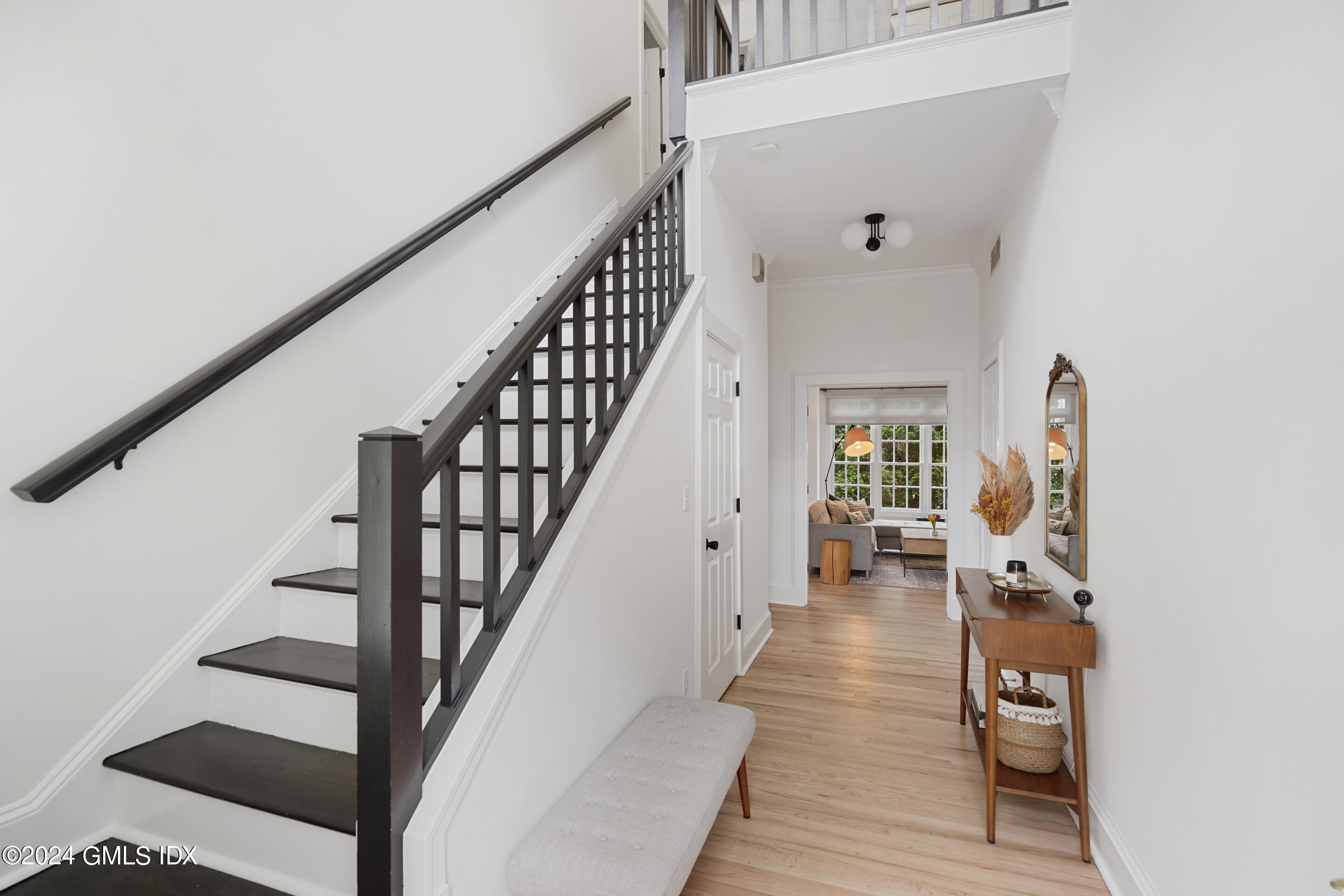 48 Spring Street, 11