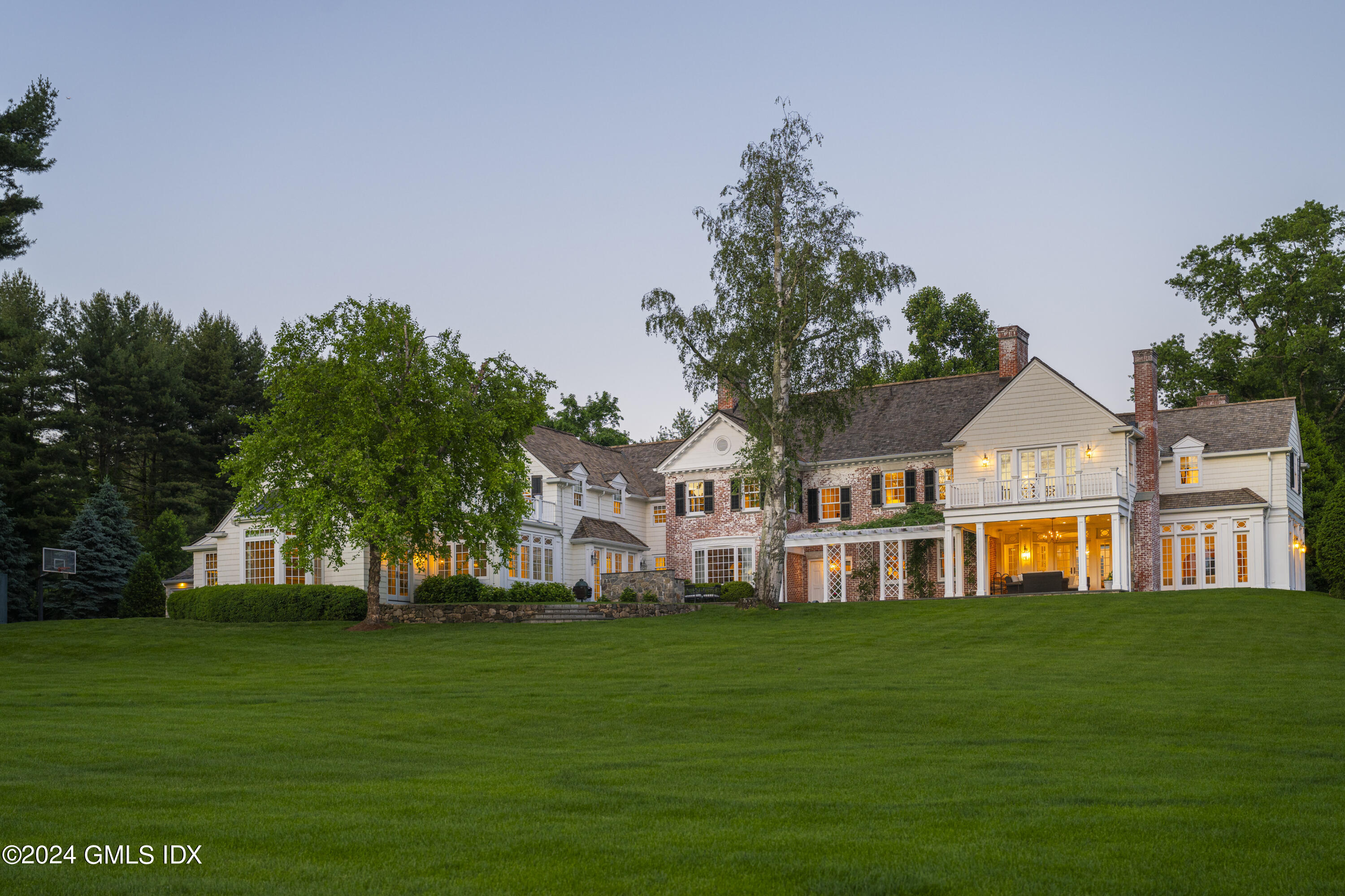 865 HOLLOW TREE RIDGE Road